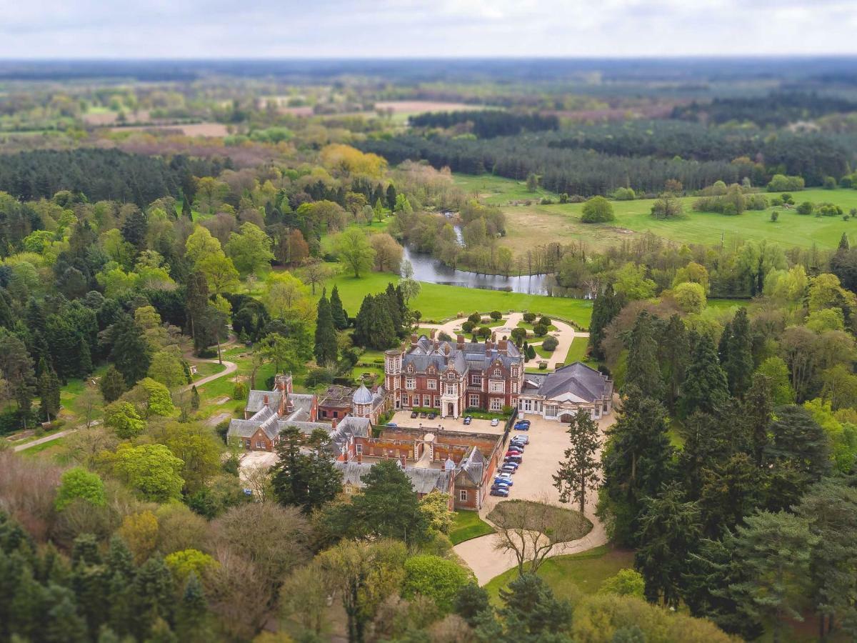 Lynford Hall Hotel Mundford Eksteriør billede