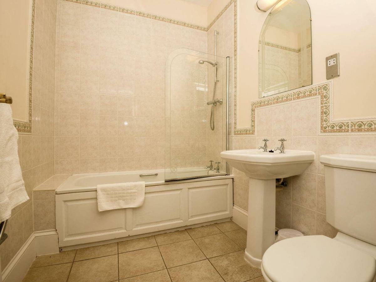 Lynford Hall Hotel Mundford Værelse billede
